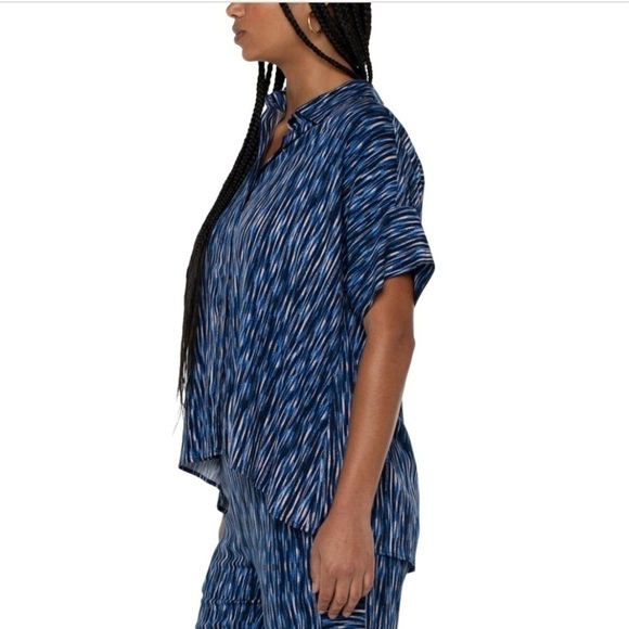 Liverpool Los Angeles Abstract‎ Print Camp Shirt in Linear Abst Prnt Sz S NWT - Picture 6 of 13